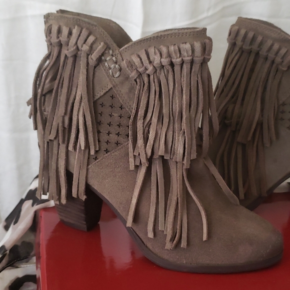 Naughty Monkey fringe leather bootie - Picture 2 of 10
